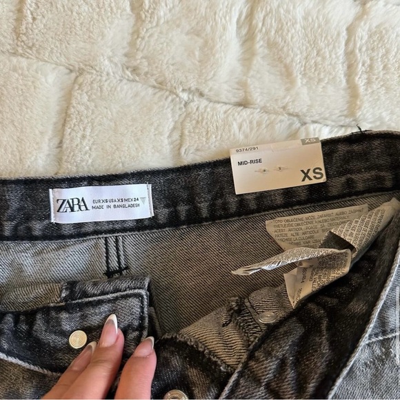 Zara skirt - Picture 2 of 3